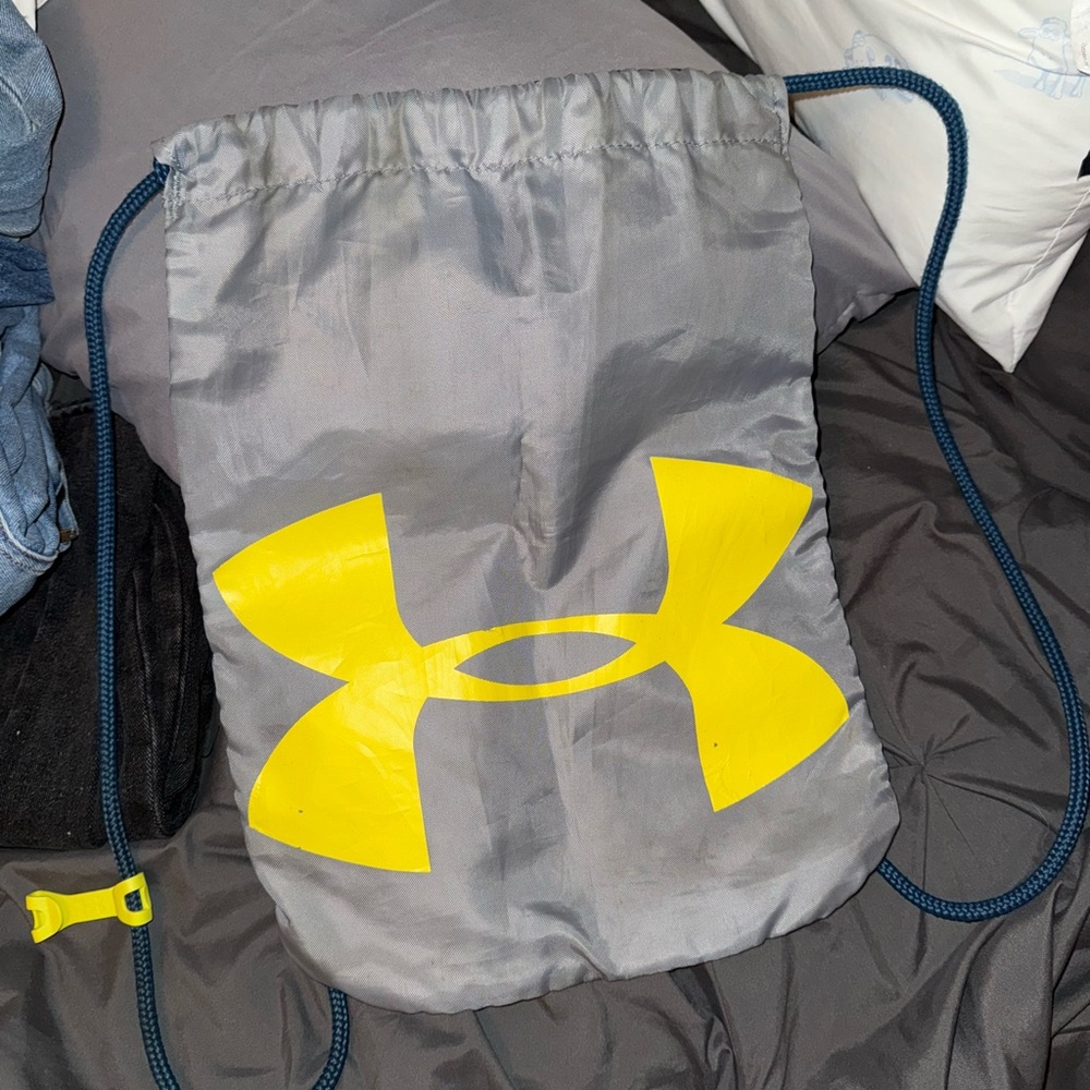 Under Armour Drawstring Backpack - image 2